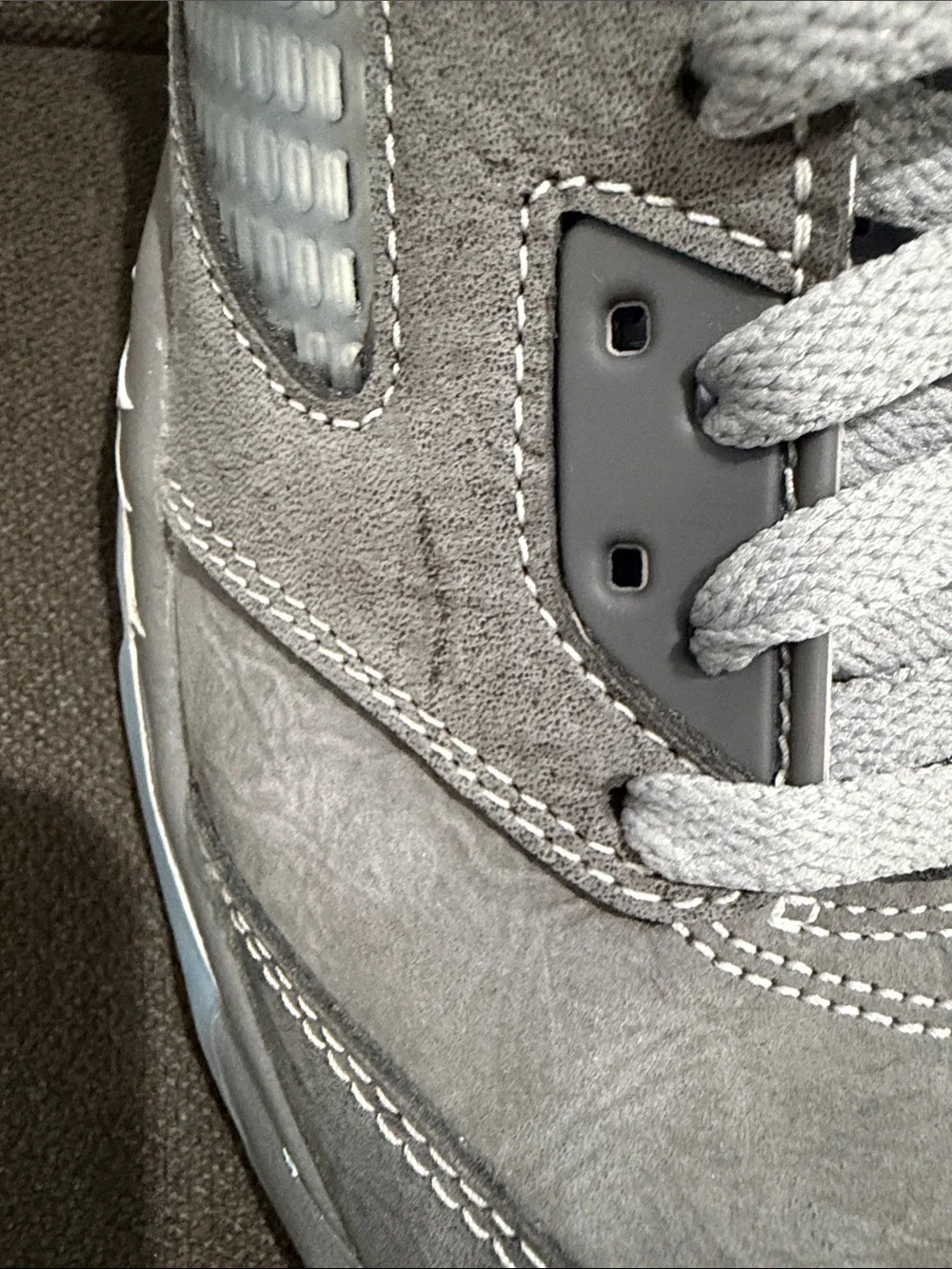 Air Jordan Retro 5 Wolf Grey -size 10 Men